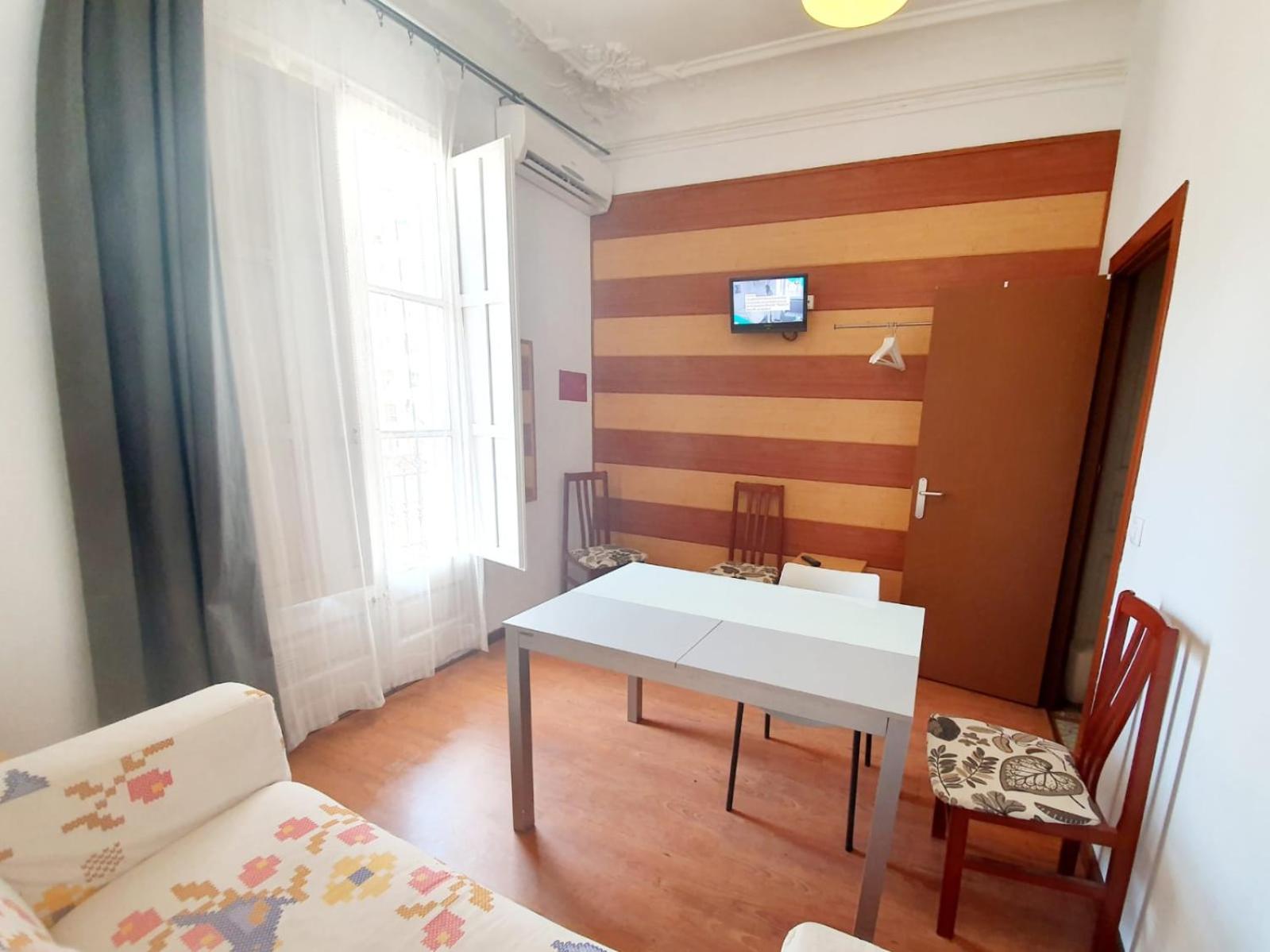 Appartamento Apartamento Urgell Barcellona Esterno foto